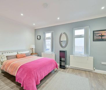 5 bedroom terraced house to rent - Photo 4