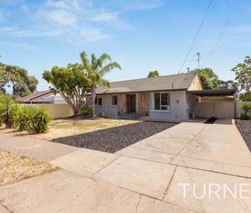 Spacious Family Home in Prime Location - Photo 5