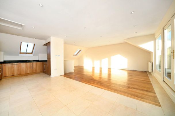 2 bedroom duplex to rent - Photo 1