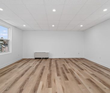 For Lease - 103 Thomas Street Unit# 104, Oakville, Ontario - Photo 4