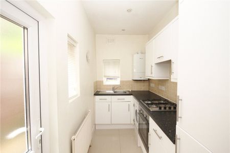 Goodwin Road, London, W12 9JN - Photo 2