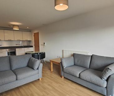 2 bedroom flat to rent - Photo 3