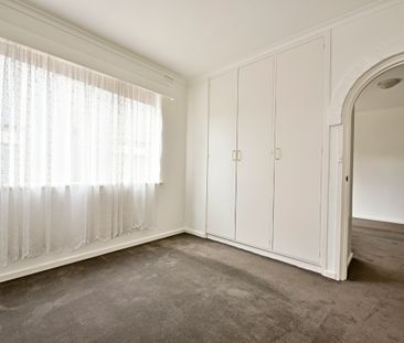 2/25 Irving Avenue, Prahran VIC 3181 - Apartment For Rent | Domain - Photo 3