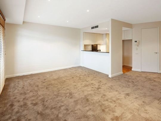 101/14 Princes Street, Port Melbourne - Photo 1