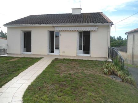 Location Maison 4 pièces 93m² CHASSENEUIL DU POITOU 86360 - Photo 4