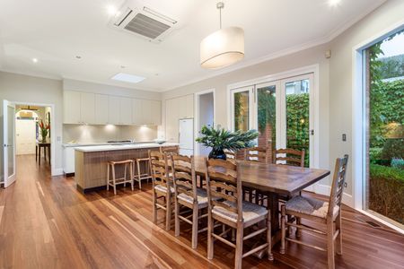 110 Harcourt Street, Hawthorn East VIC 3123 - House For Rent | Domain - Photo 4