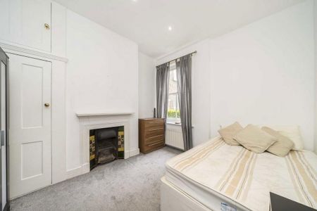 3 bedroom flat to rent - Photo 3