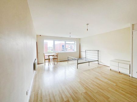 Studio to rent - Photo 4