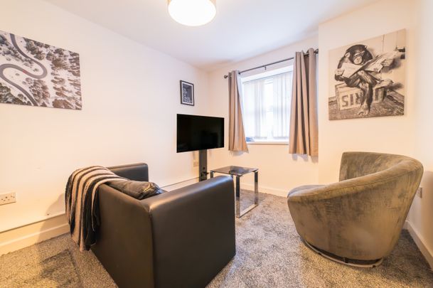 Maplewood Apartments, Llandaff North - Photo 1