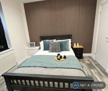 1 bedroom in a house share to rent - Photo 3