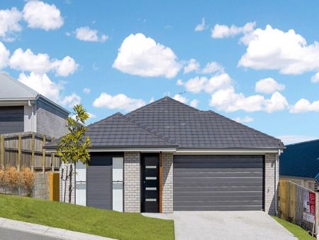 21 Aurora Street, Spring Mountain - Photo 2