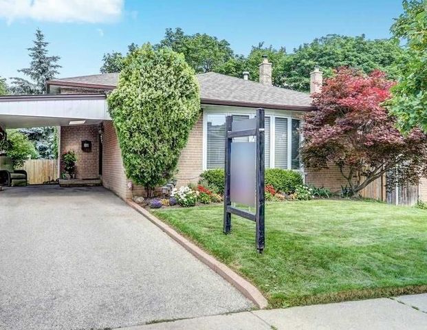 For Lease - 5 Mayhill Crescent Unit# Basement, Toronto, Ontario - Photo 1