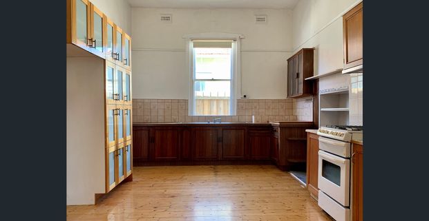 Come Live In The Heart Of Coburg - Spacious Family Living in a Prime Location - Photo 1