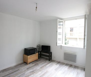 Location appartement meublé 1 pièce 18 m² - Bordeaux (33000) - Photo 1
