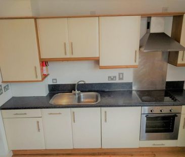 Studio to rent - Photo 6
