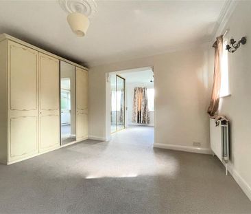 4 bedroom detached house to rent - Photo 6