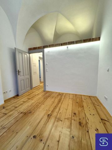 Erstbezug provisionsfrei: Toprenovierter 95m² Altbau mit Einbauküche im Renaissance-Juwel! - Photo 4
