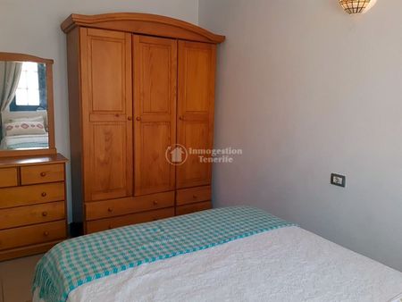 **Se alquila en Costa del Silencio apartamento de 2 dormitorios. - Photo 3