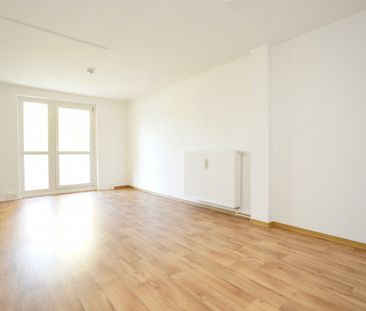 Familienwohnung / Großer Balkon - Photo 3