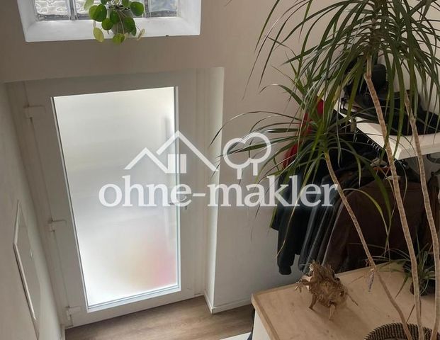 Sanierte 3,5-Zimmer-Wohnung mit Loggia, Terrassennutzung in der Bonner Kirschblütenstraße - Photo 1