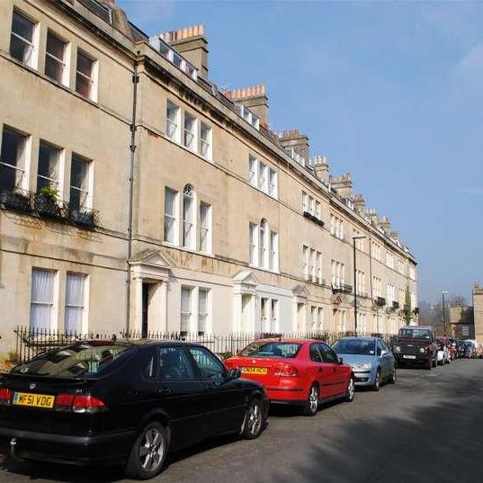 Beaufort East, Bath, Somerset, BA1 - Photo 1