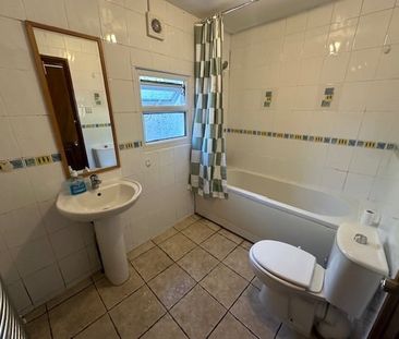 Studio Flat, York Road, E17 - Photo 6