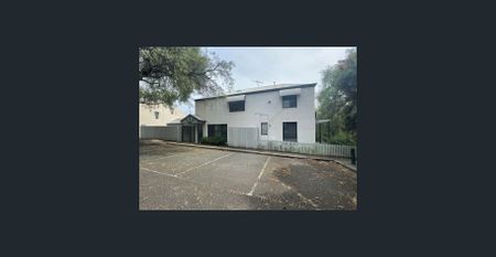 GREAT LOCATION CLOSER TO ALL ROYAL HOSPITALS... - Photo 5