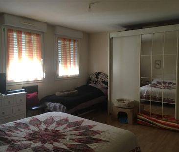 F3 PROCHE CENTRE - Photo 2