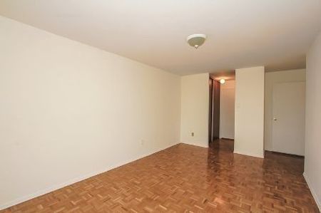 For Lease - 1101 Pharmacy Avenue Unit# 706, Toronto, Ontario - Photo 2