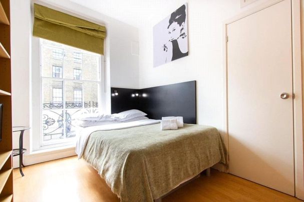 Studio to rent - Photo 1