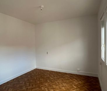 Location Appartement 1 pièce 43m² ALBI 81000 - Photo 3