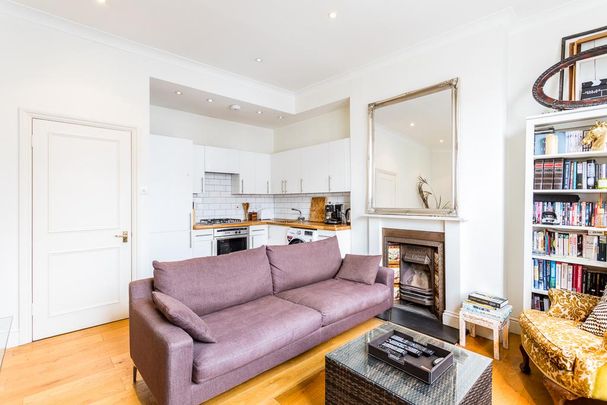 1 bedroom flat to rent - Photo 1