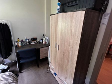 East Melbourne - Photo 4