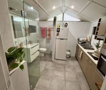 Granny Flat - close to transport, hospital and schools - Photo 5