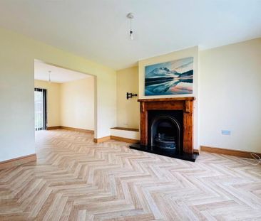 12 Ballyhenry Avenue, Glengormley, Newtownabbey, BT36 5AZ - Photo 1