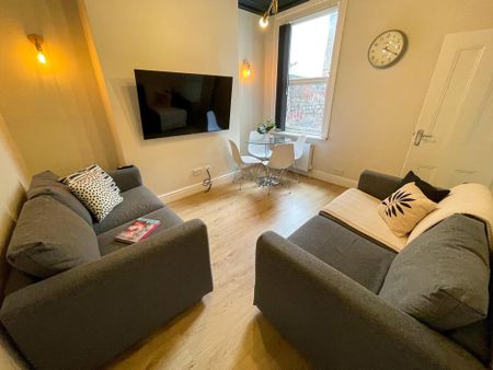 4 bedroom house to rent - Photo 2