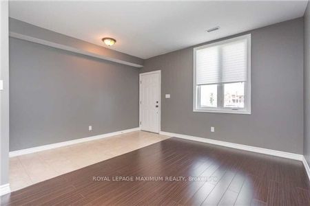 For Lease - 41 Gowan Street, Barrie, Ontario - Photo 4