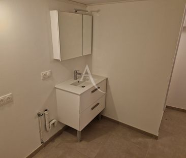 Location Appartement 3 pièces 81m² - Photo 2