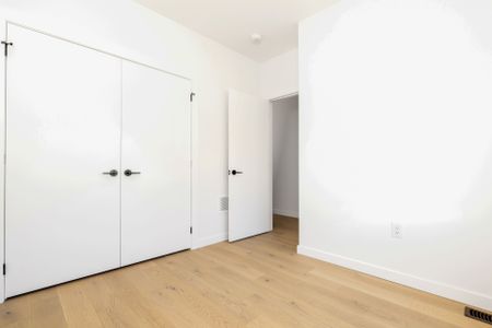 For Lease - 86 Lansdowne Avenue Unit# Unit #2, Toronto, Ontario - Photo 4