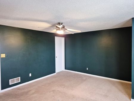 For Lease - 7 Swartz Street, Kitchener, Ontario - Photo 4