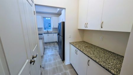 For Lease - 95 Paradox Street, Vaughan, Ontario - Photo 5