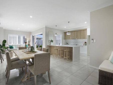 17 Cardwell Circuit, Thornlands QLD 4164 - House For Rent | Domain - Photo 2