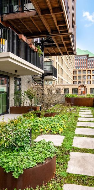 Appartement te huur: Rijnlandlaan 221 1062 MX Amsterdam - Foto 1