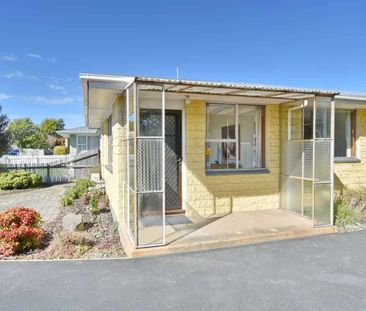 Convenient Location! - Photo 5