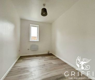 Chestnut Road, Vange, Basildon, SS16 - Photo 3