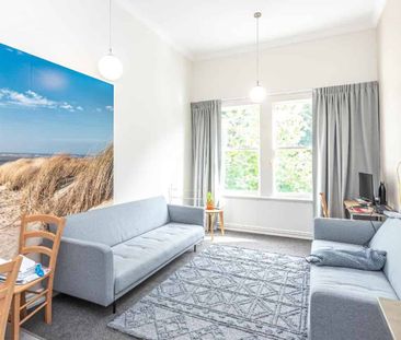 Sophisticated city living - Photo 1