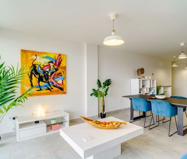 Middle Floor Apartment in La Cala de Mijas - Photo 5