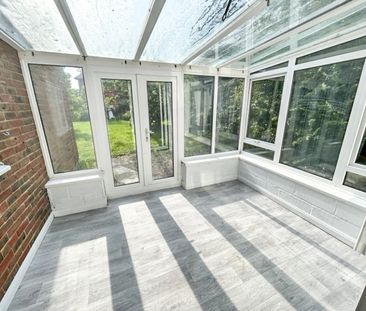 4 bedroom House To Let - Photo 2