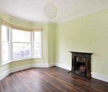 Westbury Road, Bounds Green, N11 - Photo 2