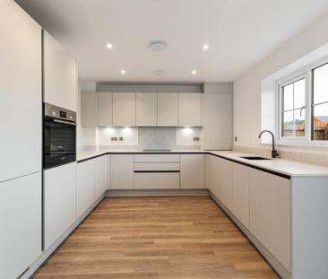 3 bedroom semi-detached house to rent - Photo 5